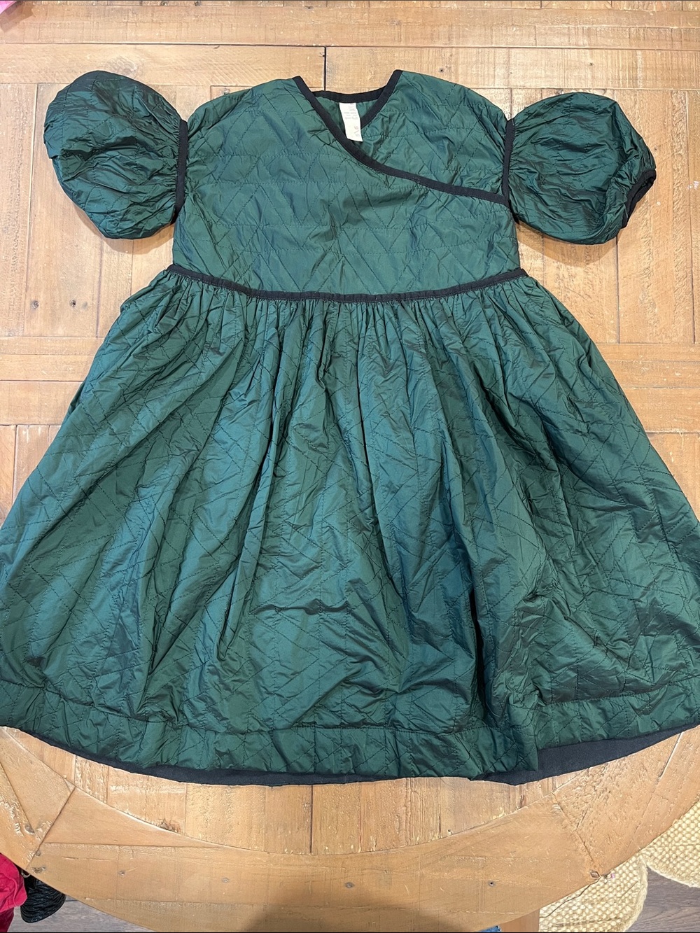 Tia Cibini green taffeta quilted puff sleeve party dress 5-6 years